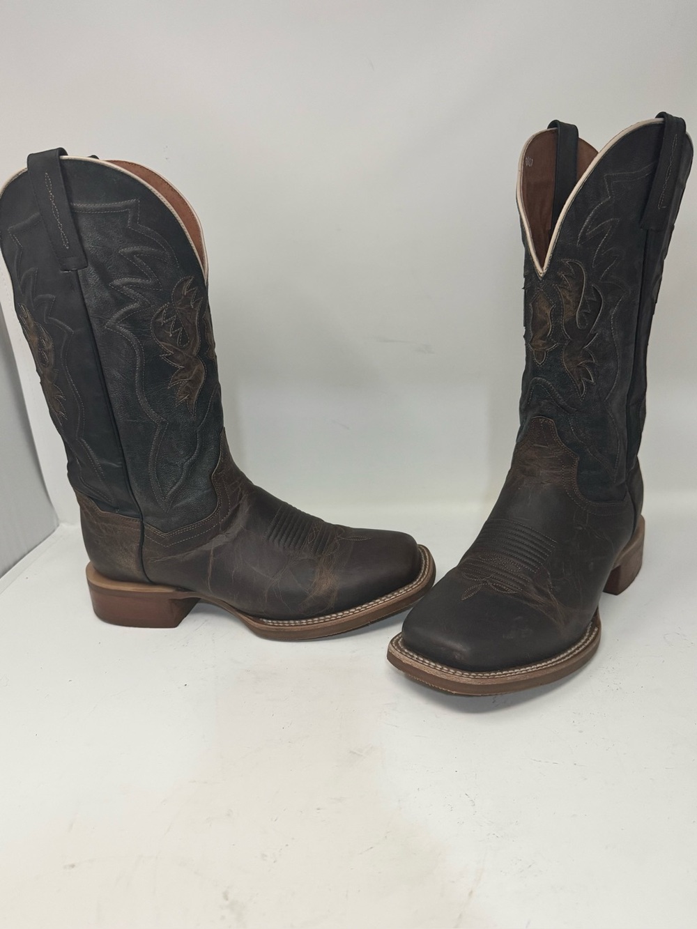 Dan post boots Franklin cowboyboots men’s SZ 8.5 brown /black distressed leather